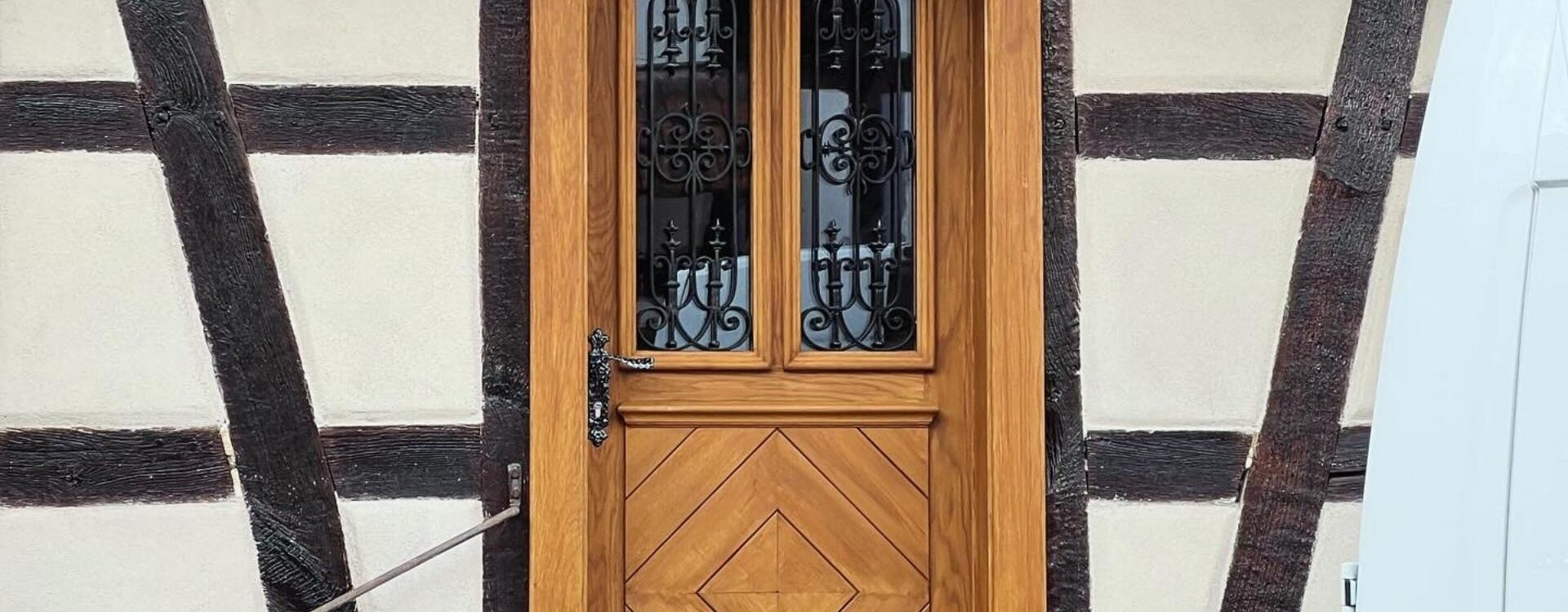 Fabrication sur mesure de portes en bois de ch&ecirc;ne massif &agrave; l&rsquo;identique Lingolsheim