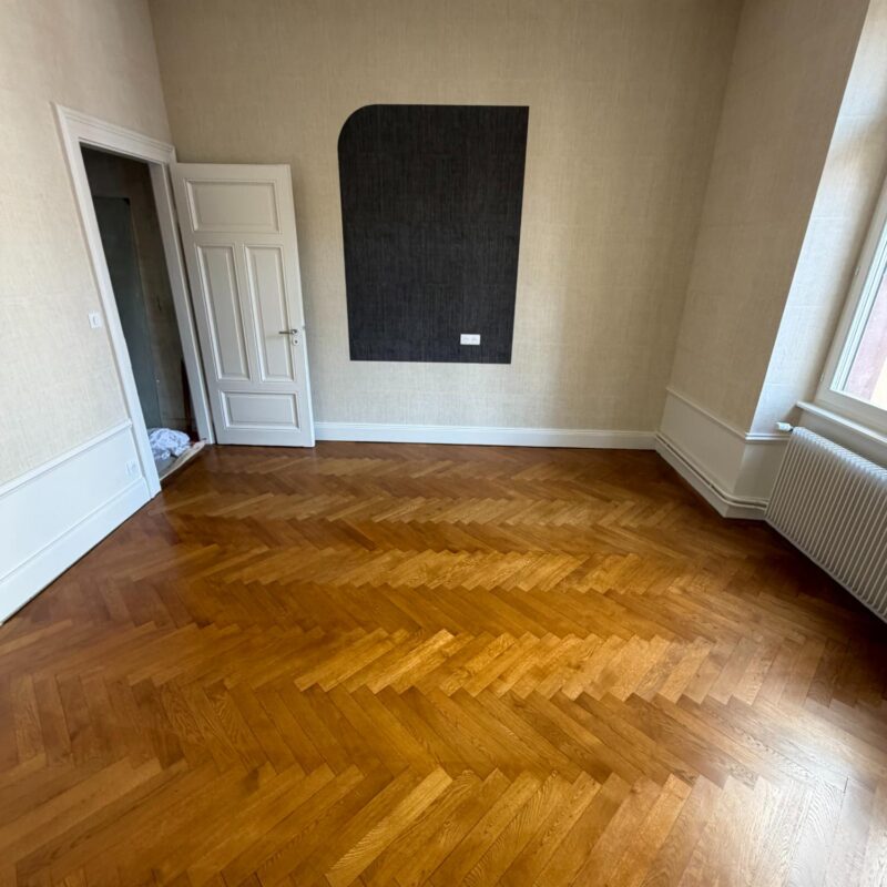 Pose, r&eacute;novation et vitrification de parquet : l’expertise Hebo Parquet en Alsace Lingolsheim